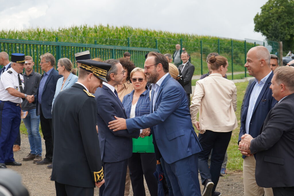 Arrivée Bruno Retailleau auprès de Cavecchi et Dubray