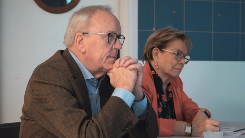 Georges Mothron au premier plan et la Présidente Marie-Christine Cavecchi